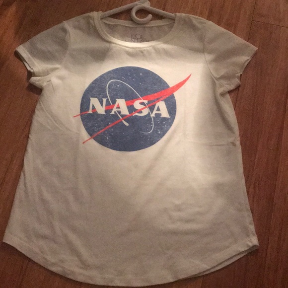 Graphic Tee - Picture 2 of 3